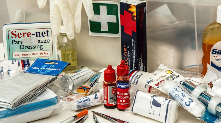 best mini first aid kit for travel